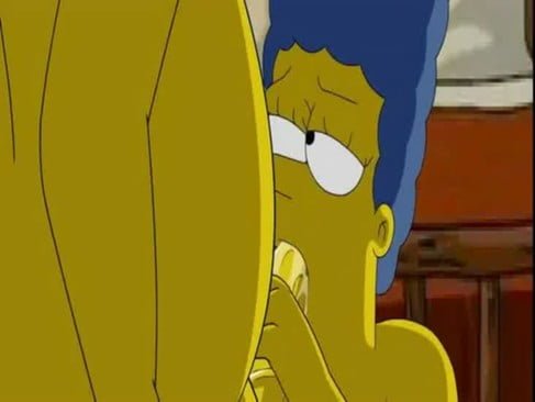 Los simpson follando un poco
